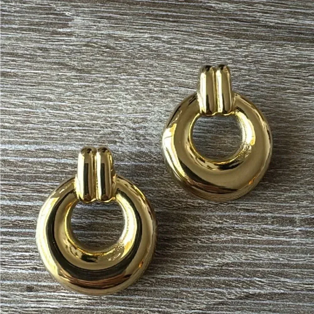 Trendy vintage style earrings A713